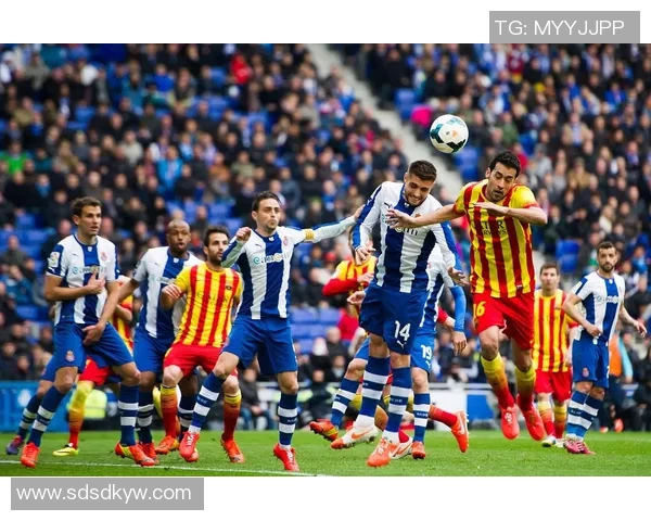 俄罗与西班牙足球直播对决精彩瞬间全程回顾与分析