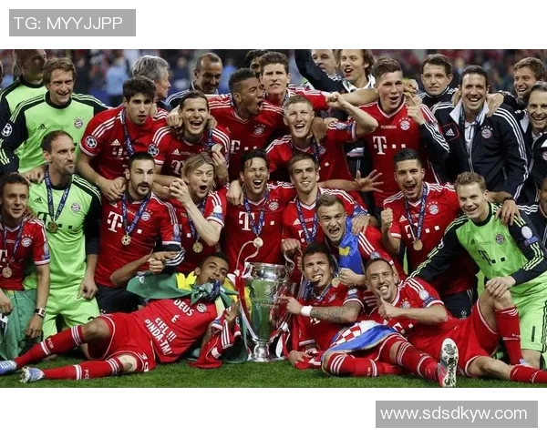 拜仁慕尼黑与莱比锡红牛激战正酣谁能在德甲赛场笑到最后